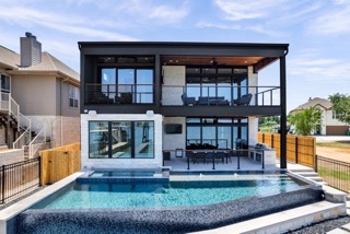 Why Our Full-Service Model Benefits Homeowners in Austin & Highland Lakes, TX